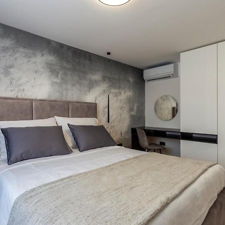 Apartman Izis Centar Pule Pula Luaran gambar