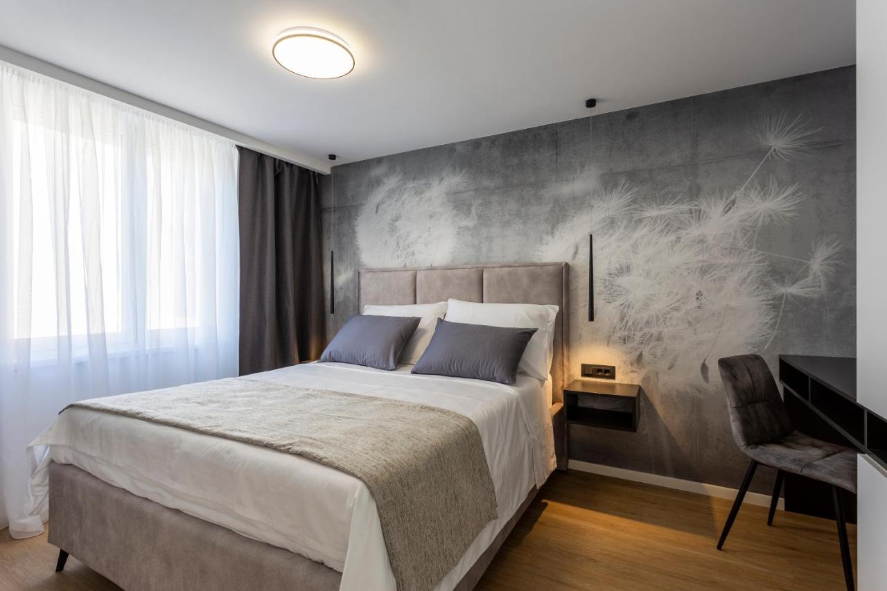 Apartman Izis Centar Pule Pula Luaran gambar