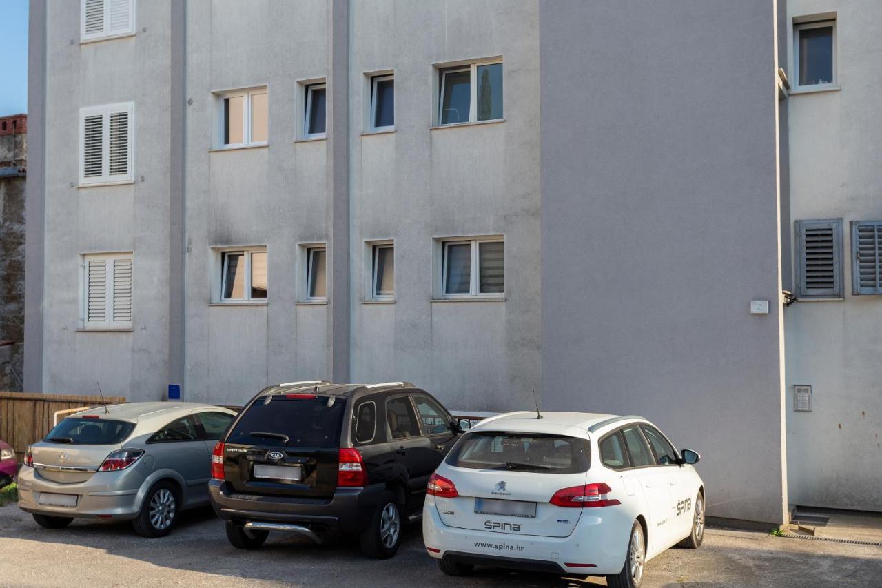 Apartman Izis Centar Pule Pula Luaran gambar
