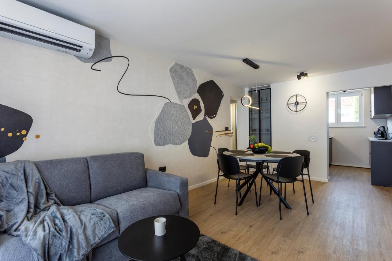 Apartman Izis Centar Pule Pula Luaran gambar