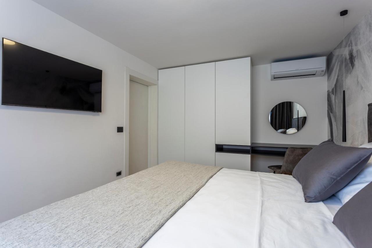 Apartman Izis Centar Pule Pula Luaran gambar