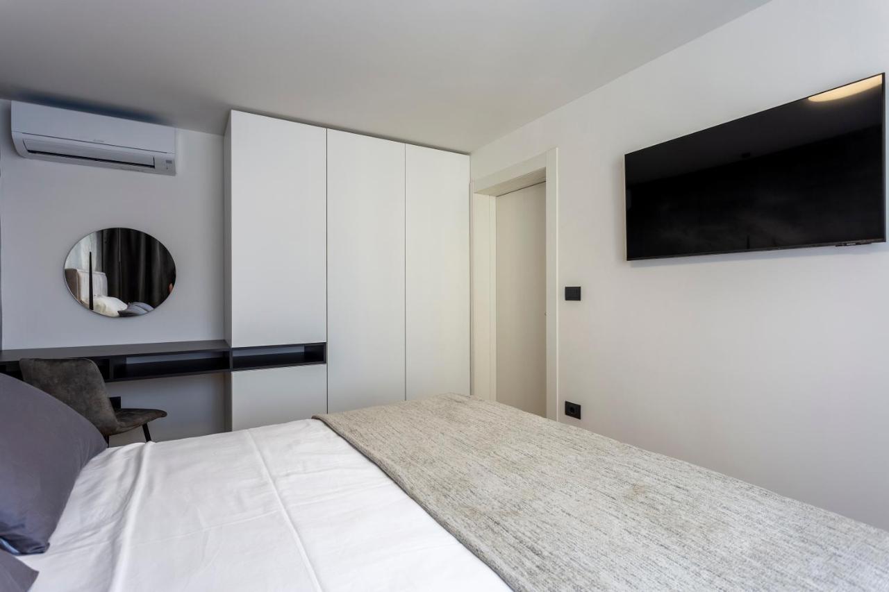 Apartman Izis Centar Pule Pula Luaran gambar